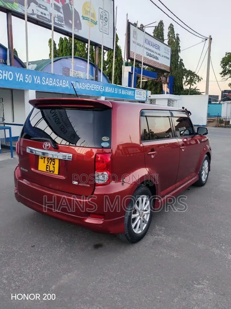 Toyota Corolla Rumion 2008 Burgundy