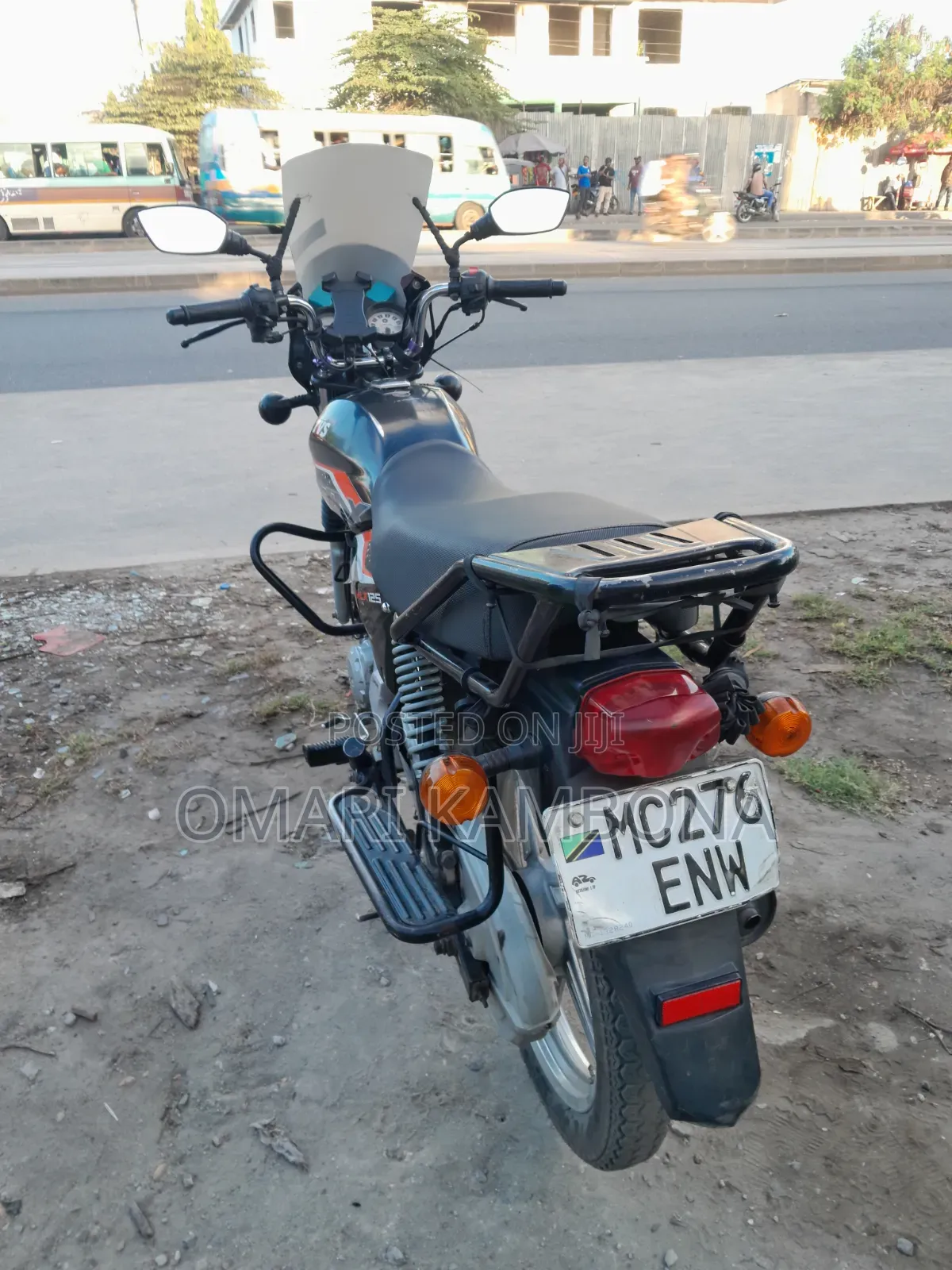 TVS HLX 125 2023 Black