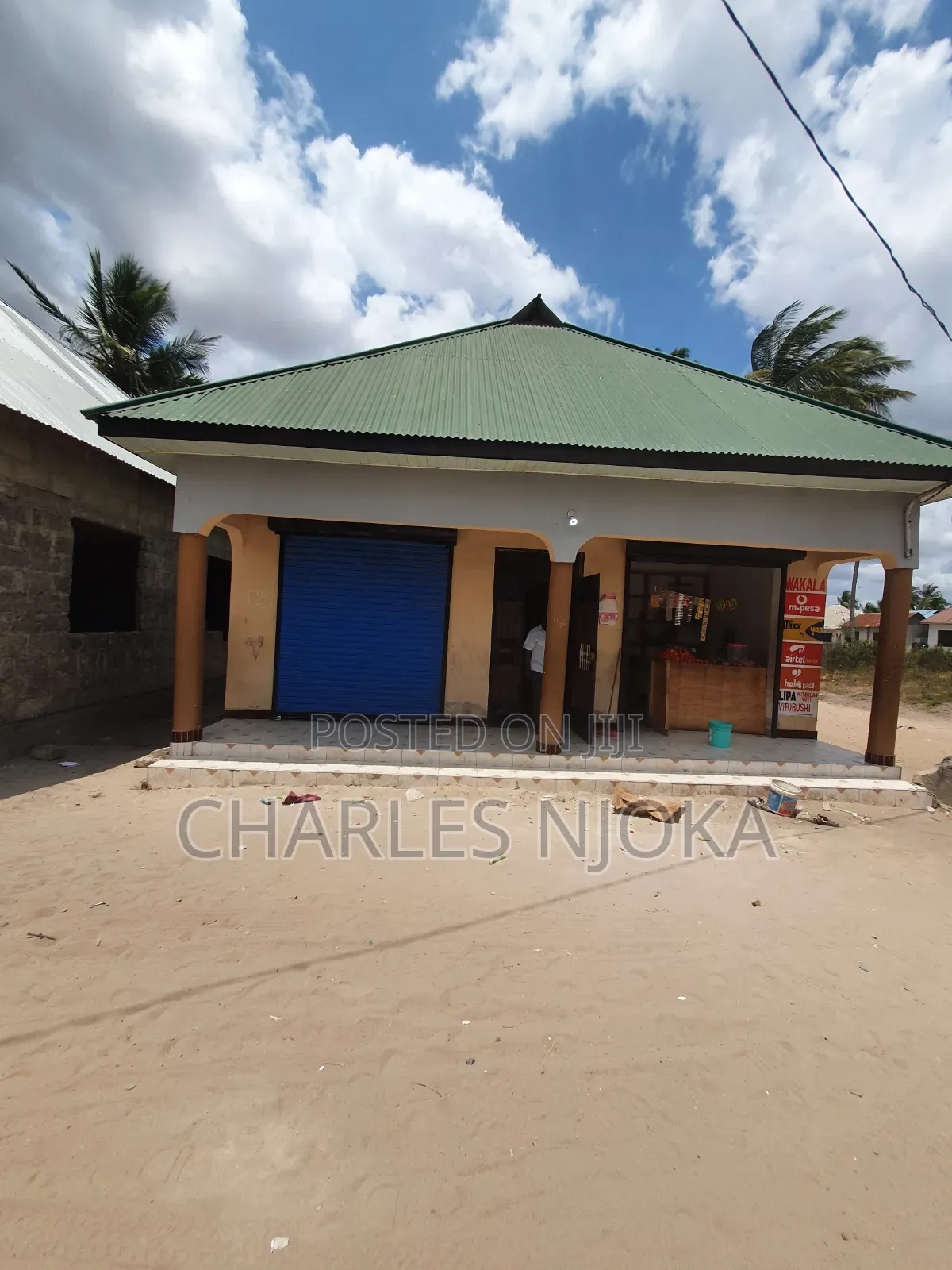 Furnished 6bdrm House in Halisi, Ukonga for sale
