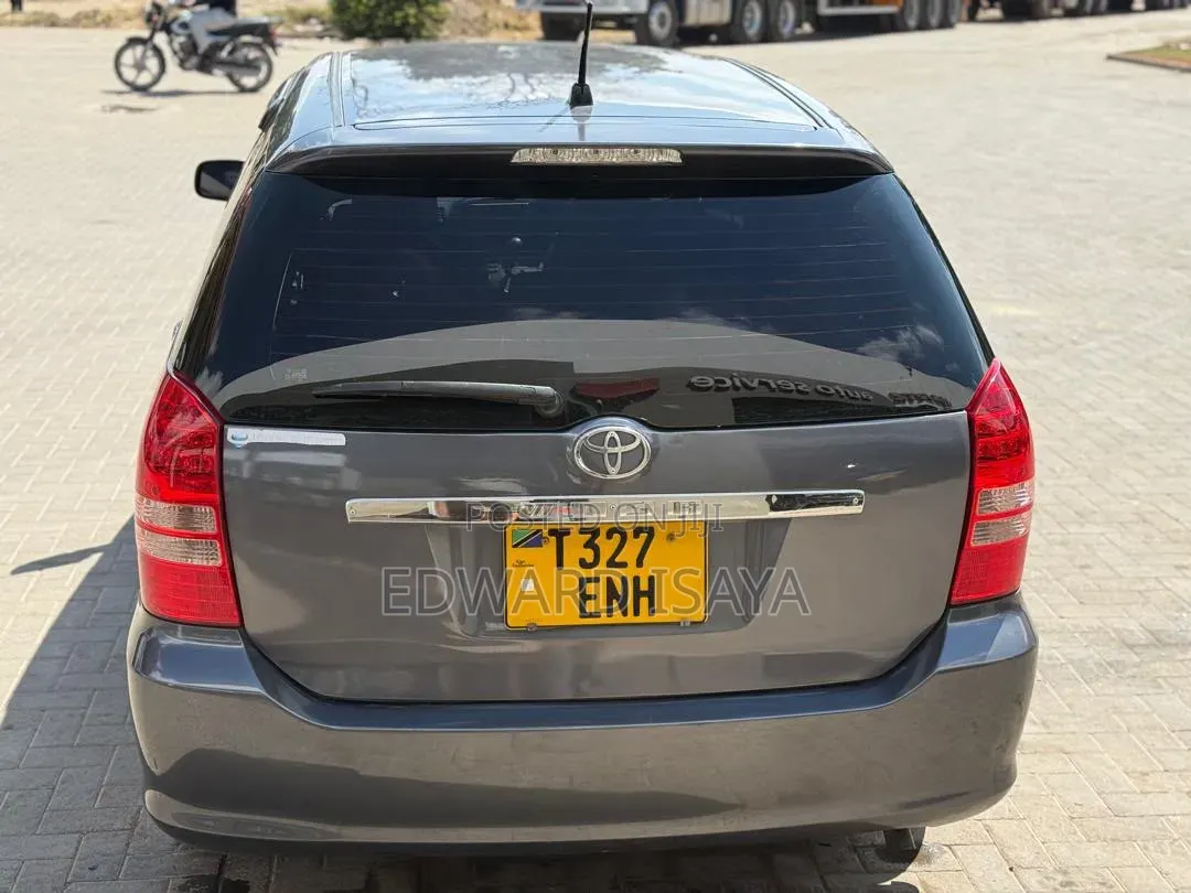 Toyota Wish 2007 Gray