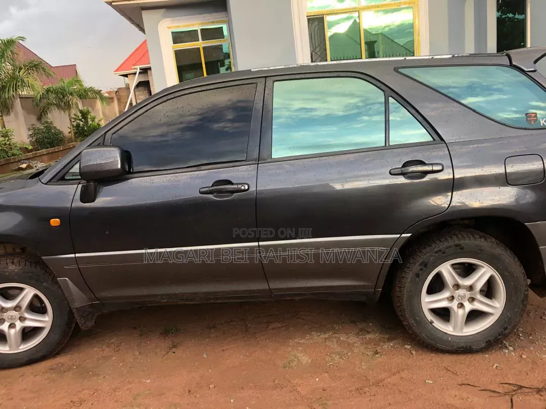 Toyota Harrier 2006 Black