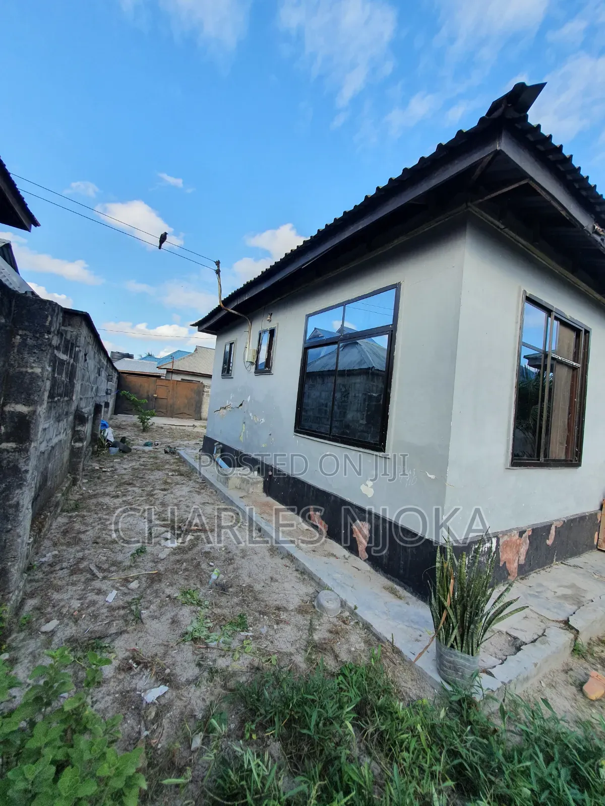 Furnished 6bdrm House in Chuo Rada, Ukonga for sale