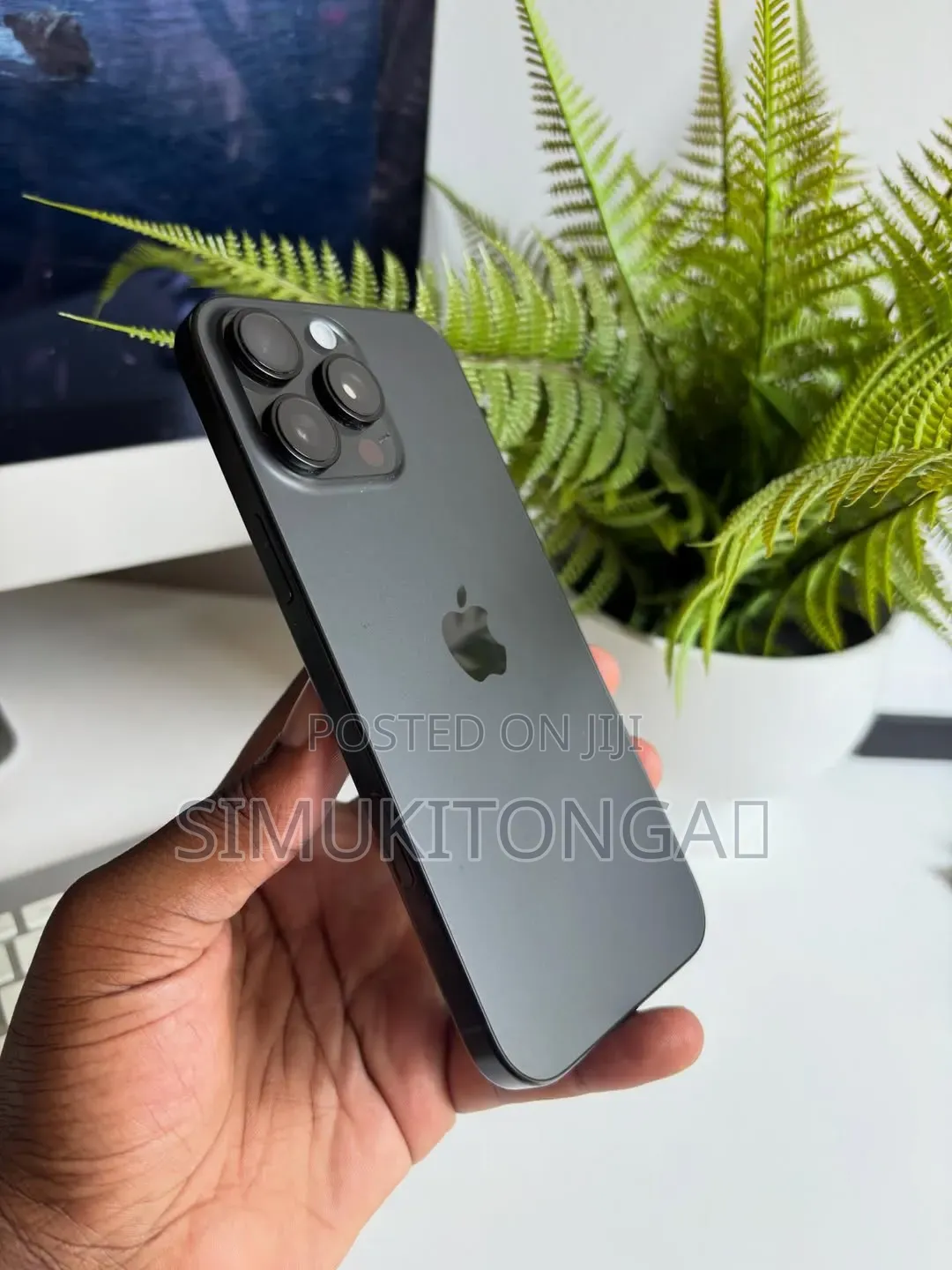 New Apple iPhone 16 Pro Max 256 GB Gray