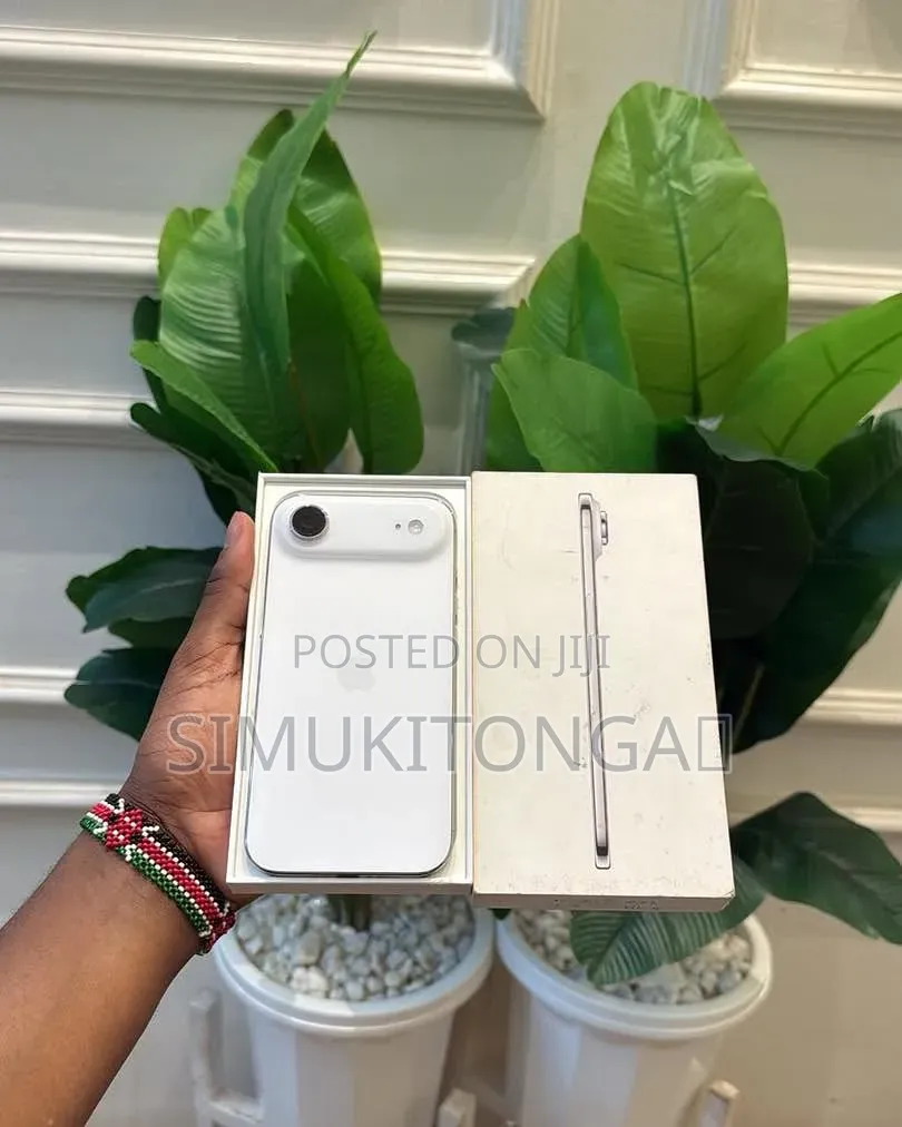 New Apple iPhone Air 256 GB White
