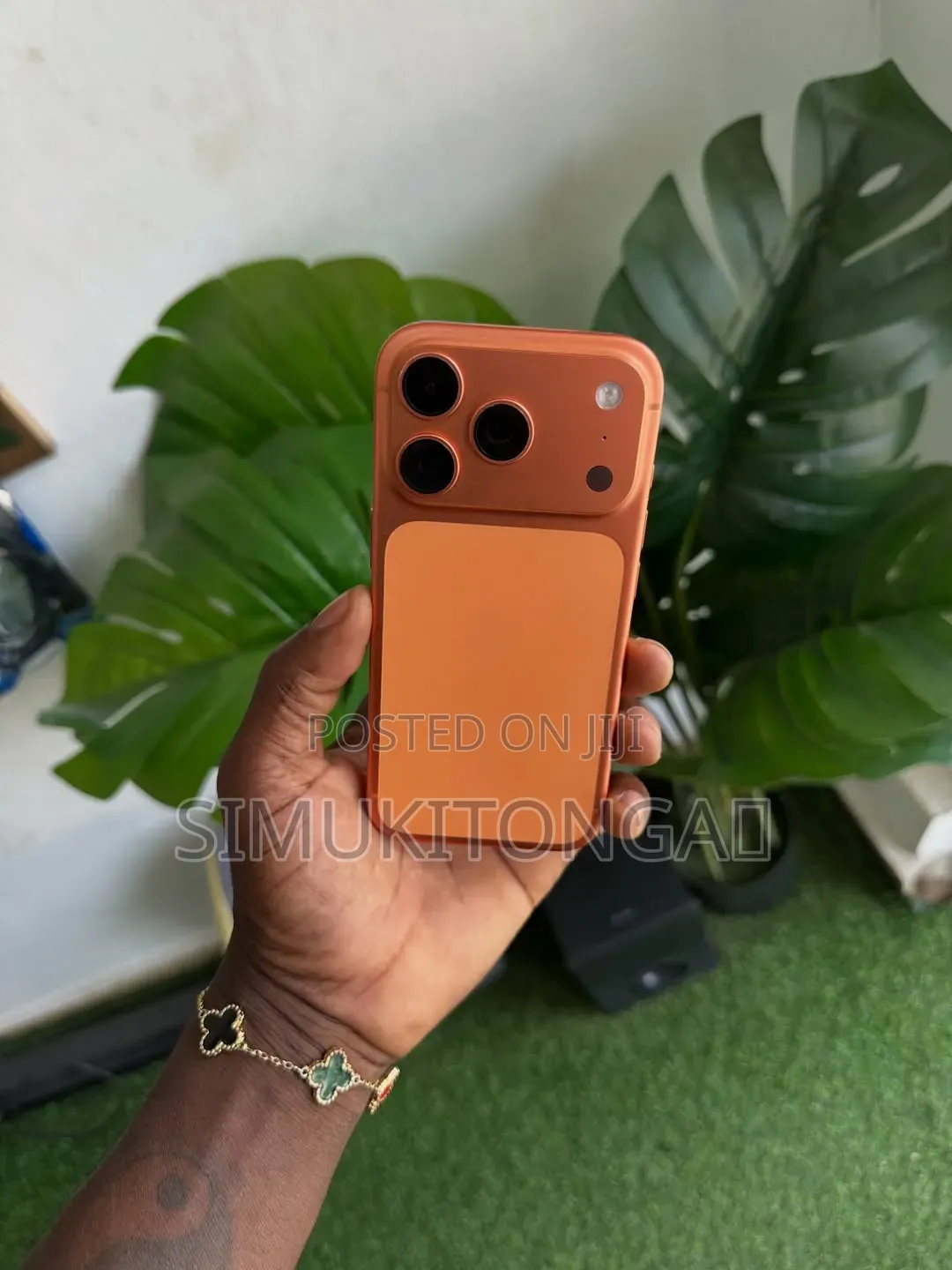 New Apple iPhone 17 Pro Max 256 GB Orange