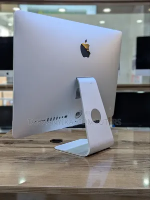 Desktop Computer Apple iMac 8GB Intel Core i5 HDD 500GB