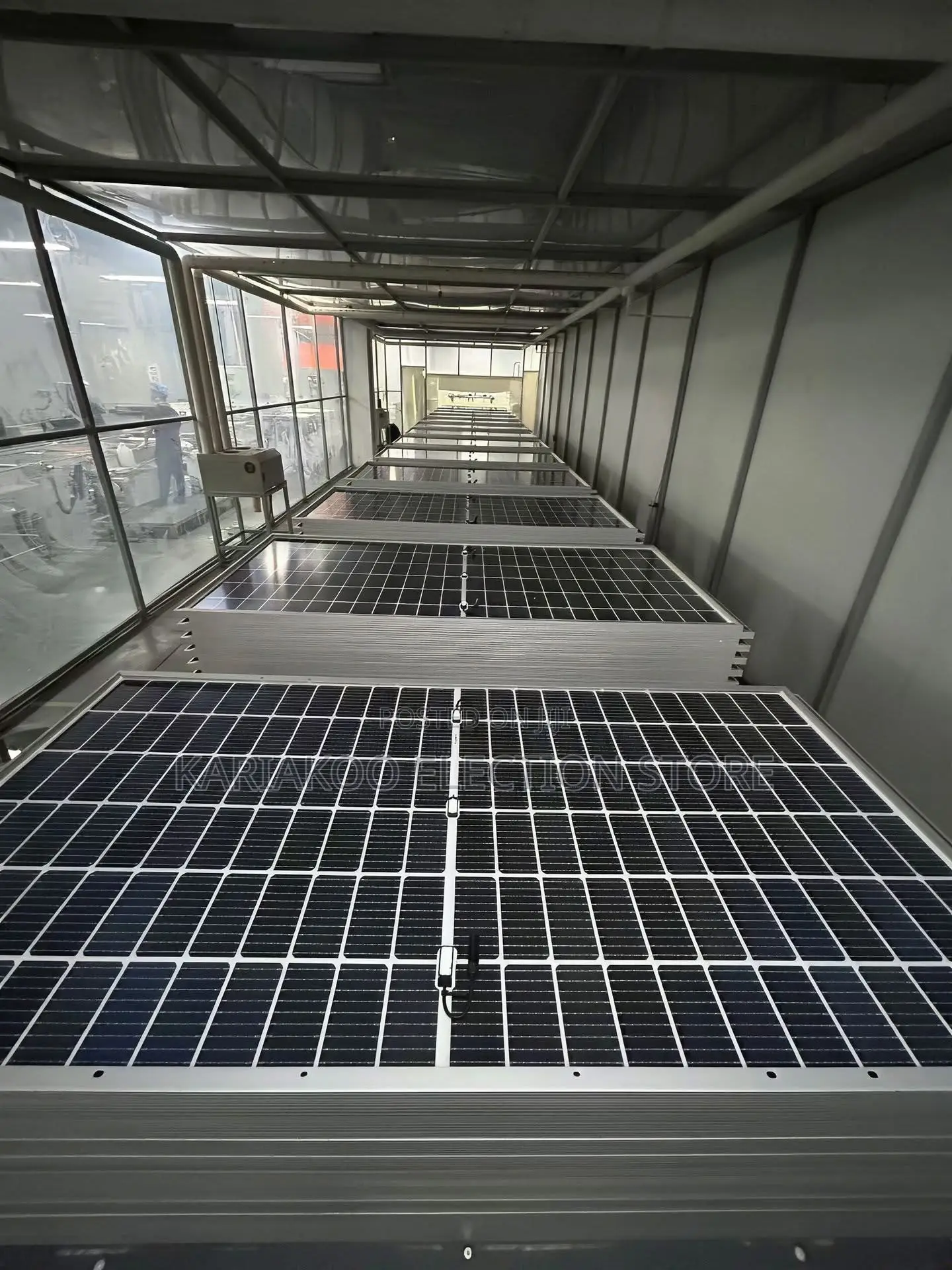 Hz Solar W550