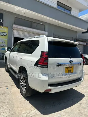 Toyota Land Cruiser Prado 2.7 2021 White