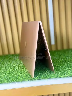 Laptop Apple MacBook 2019 8GB Intel Core i5 SSD 128GB