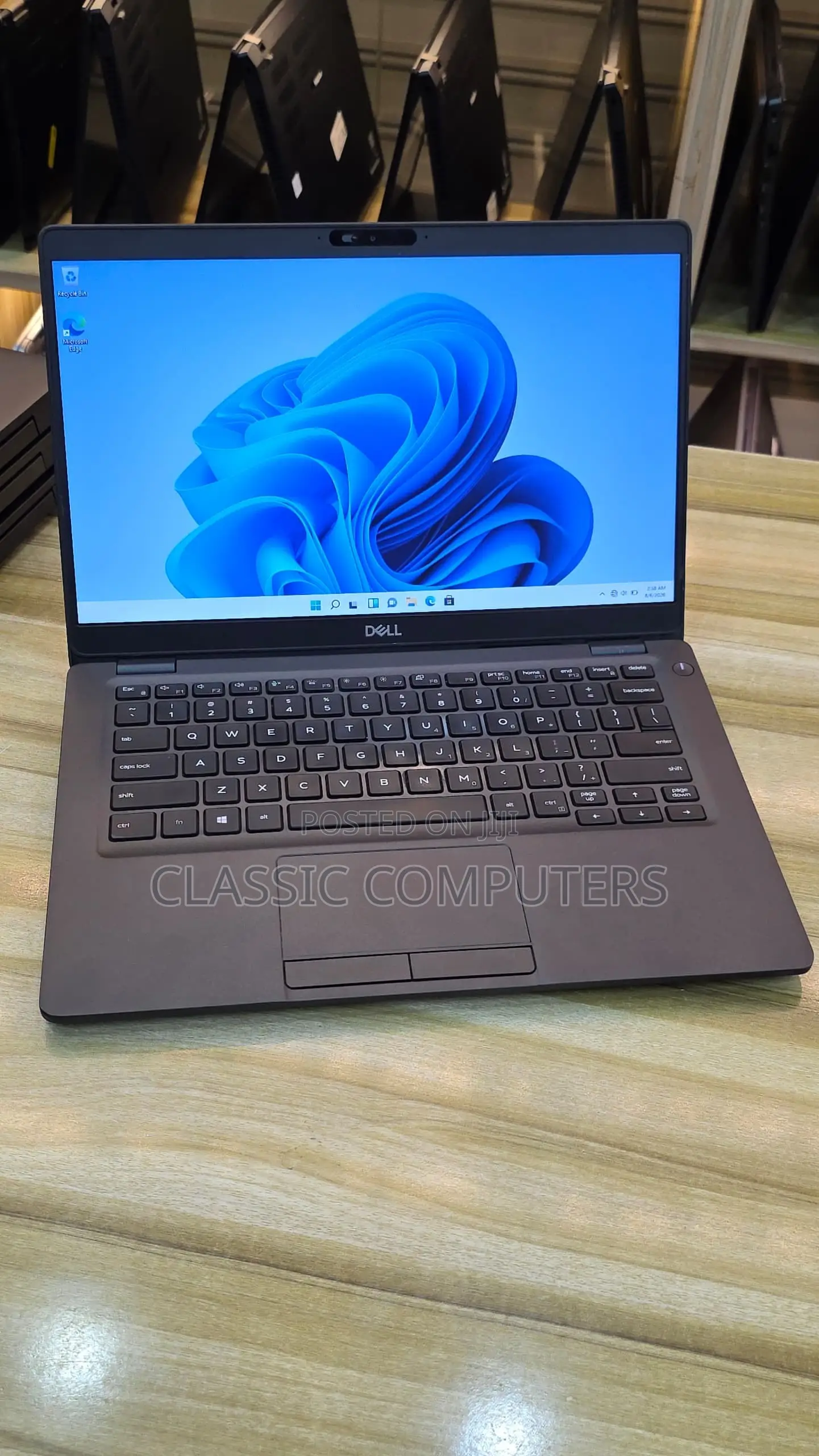 Laptop Dell Latitude 5300 8GB Intel Core M2 SSD 256GB