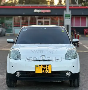 Mazda Verisa 2010 White