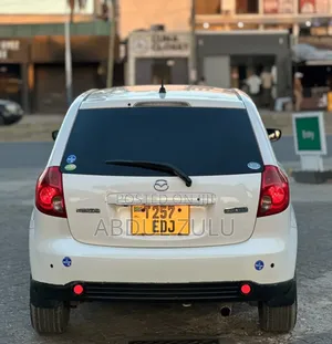 Mazda Verisa 2010 White