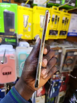 Apple iPhone Air 256 GB Gold