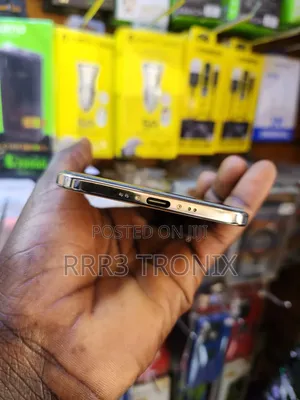 Apple iPhone Air 256 GB Gold