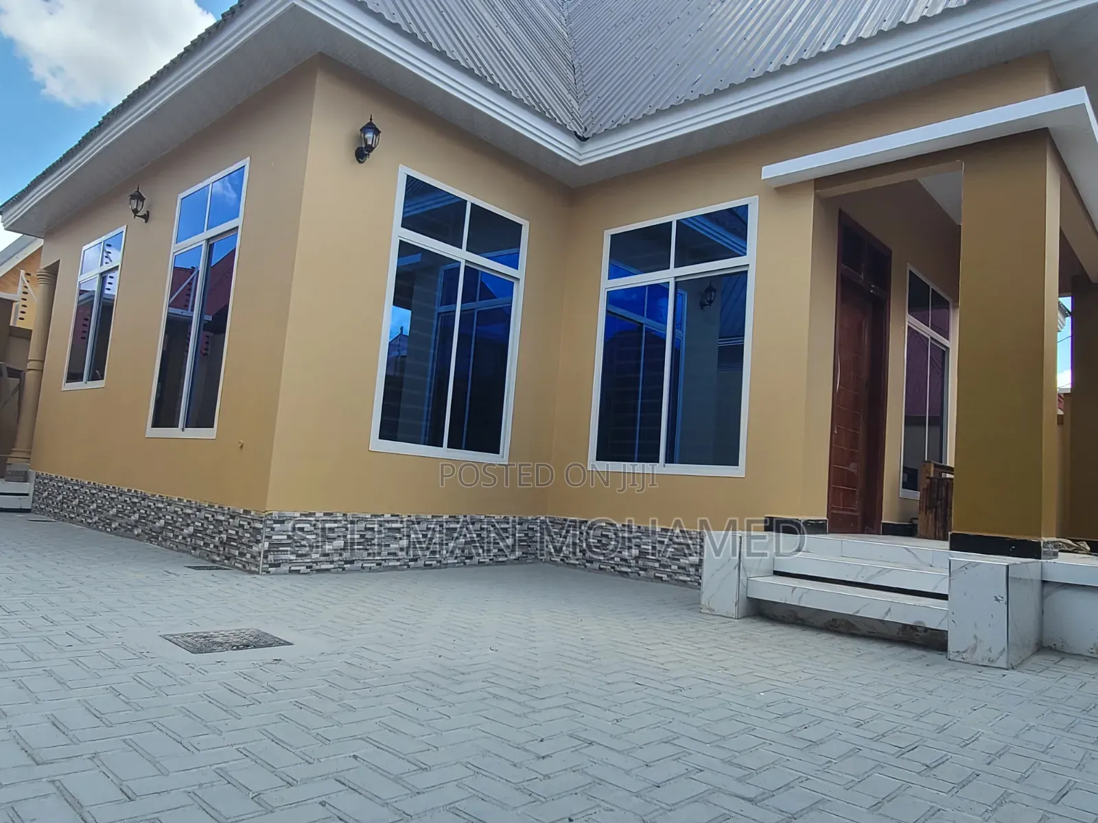 Furnished 3bdrm House in Biriani Real Estate, Chamazi for sale