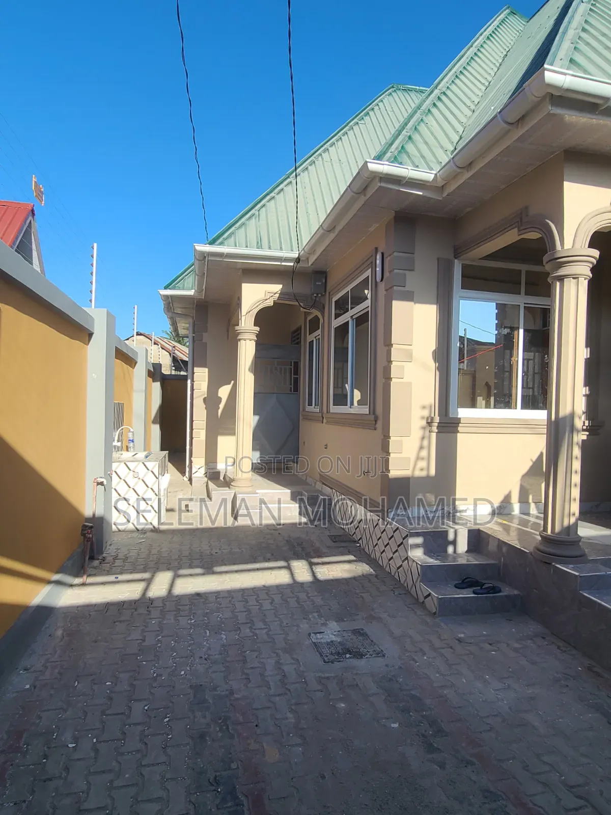 Furnished 3bdrm House in Biriani Real Estate, Chamazi for sale