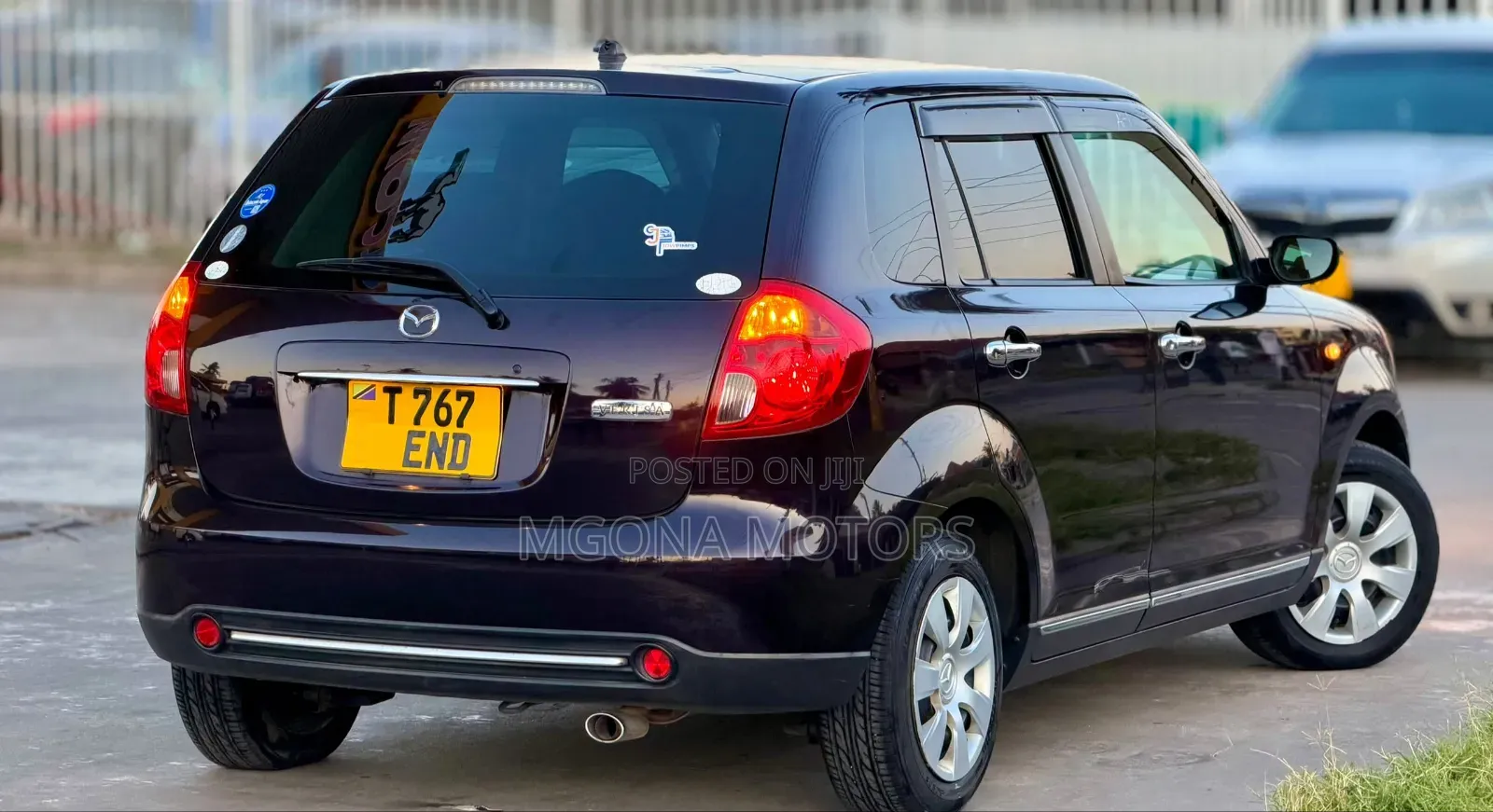 Mazda Verisa 2011 Black