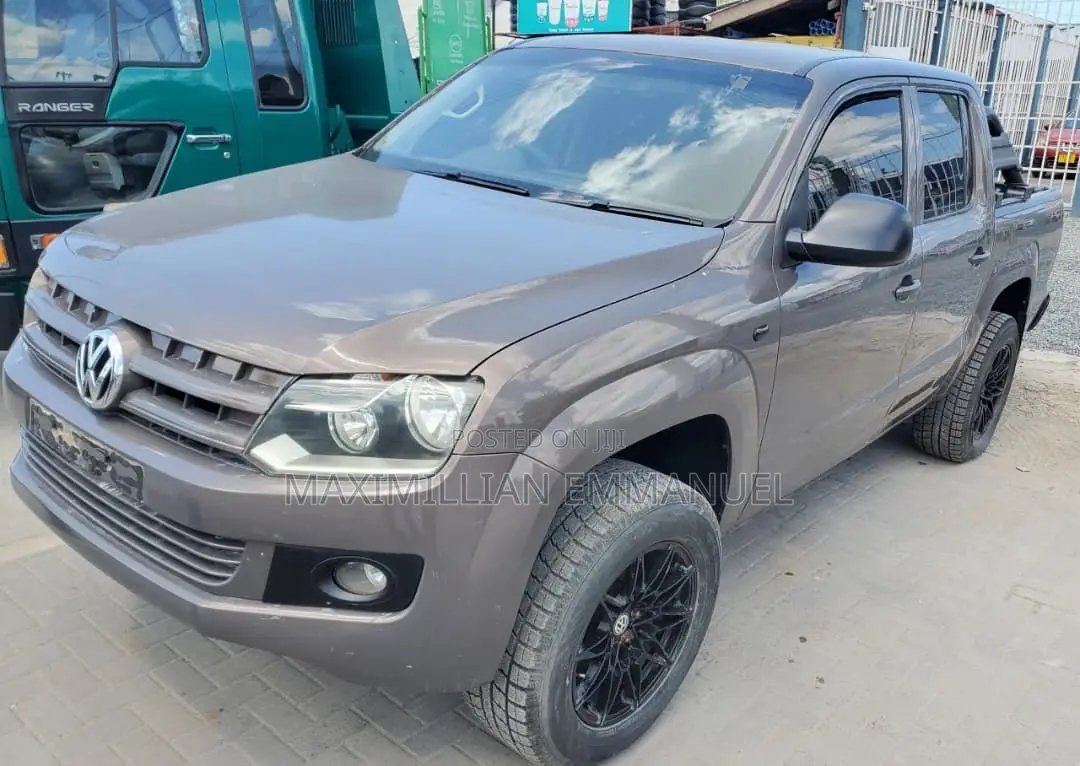 Volkswagen Amarok 2014 Silver