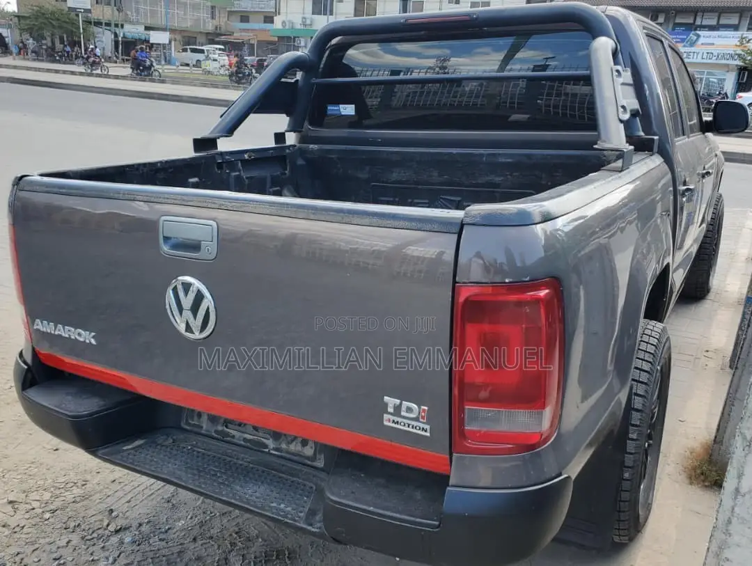 Volkswagen Amarok 2014 Silver