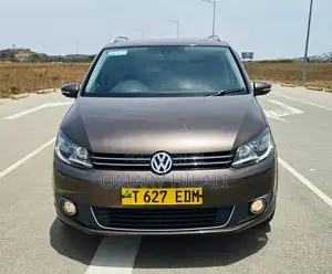 Volkswagen Touareg 2013 Brown