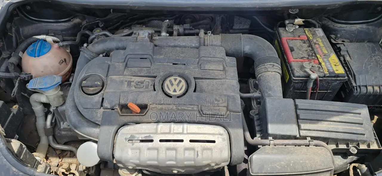 Volkswagen Touareg 2013 Brown