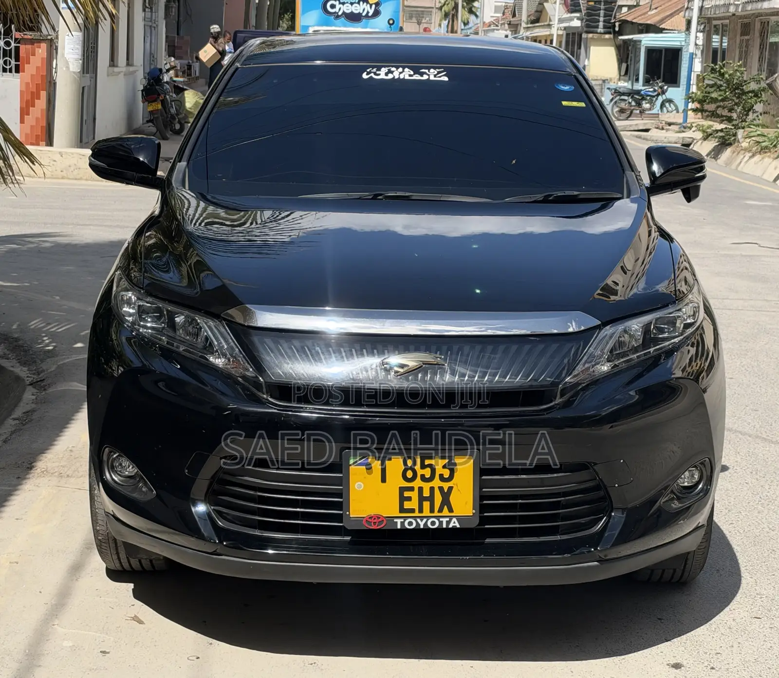 Toyota Harrier 2.0 2016 Black