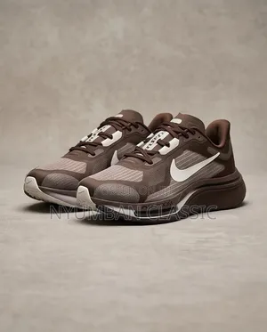 Nike Pegasus Plus 2 Shoes