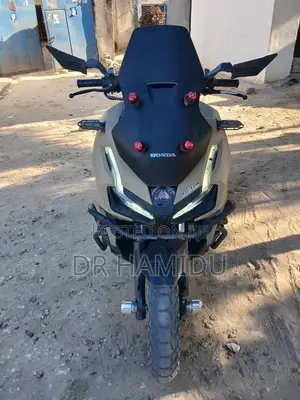 Honda 2024 Gold