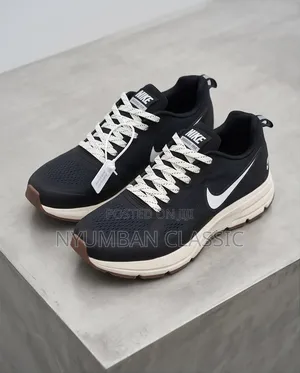 Sneakers Nike Structure 17X Shoes