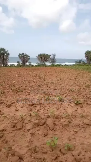 10 Acres Plot for Sale at Mbutu