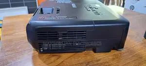 EB-X03 Epson Projector