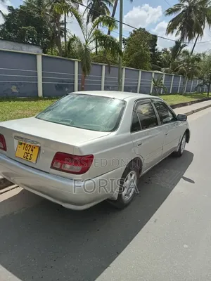 Toyota Carina 1.5 FWD Sedan 2001 Silver