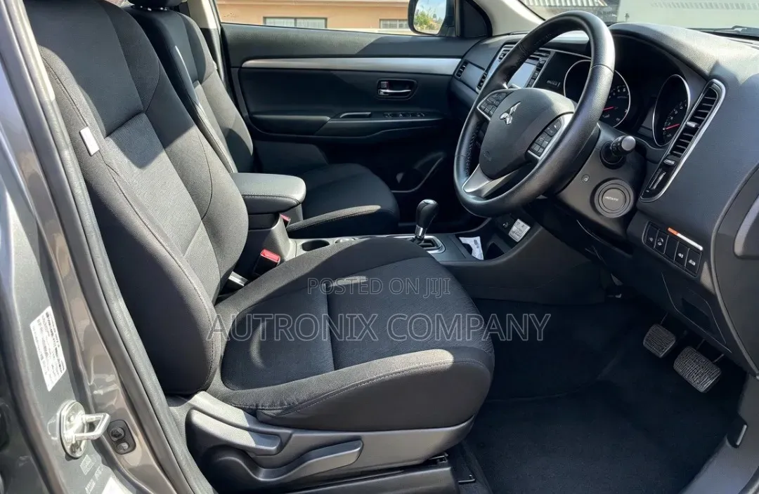 Mitsubishi Outlander 2014 Gray