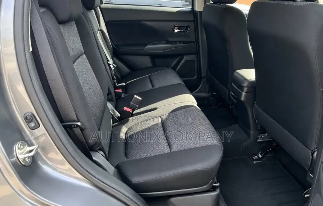 Mitsubishi Outlander 2014 Gray