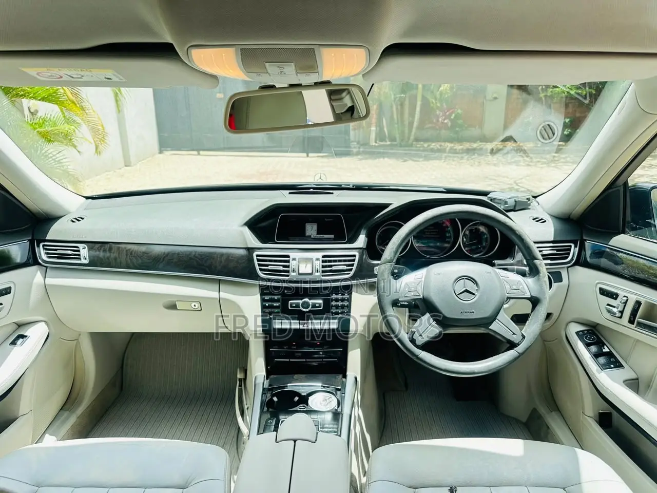 Mercedes-Benz E250 SV Premium 2014 Black