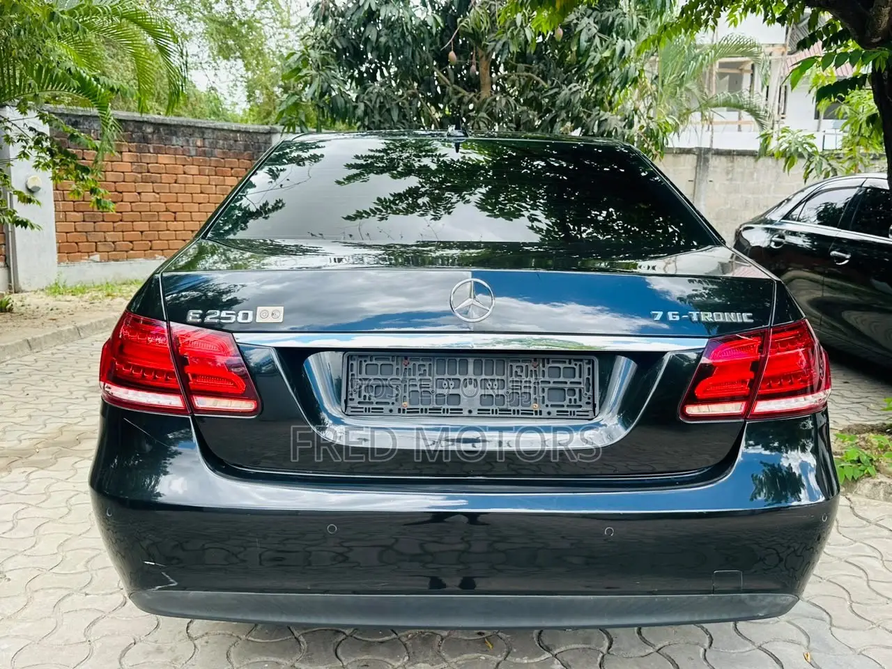 Mercedes-Benz E250 SV Premium 2014 Black