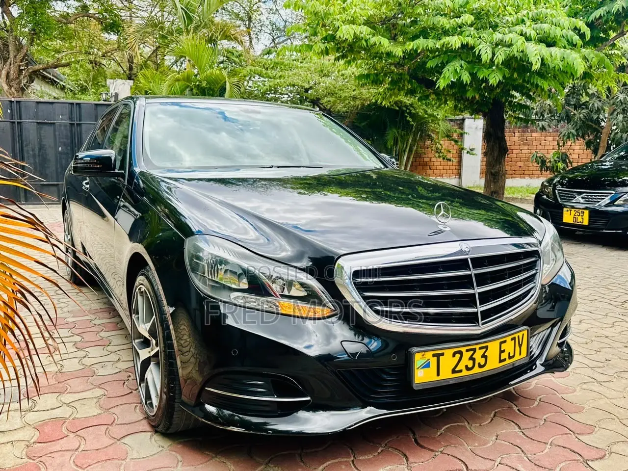 Mercedes-Benz E250 SV Premium 2014 Black