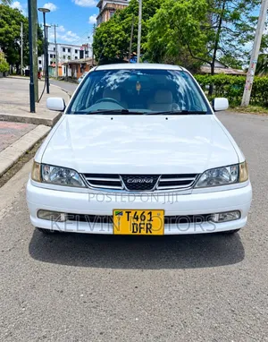 Toyota Carina 2000 White