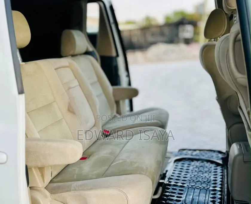 Toyota Alphard 2005 Pearl
