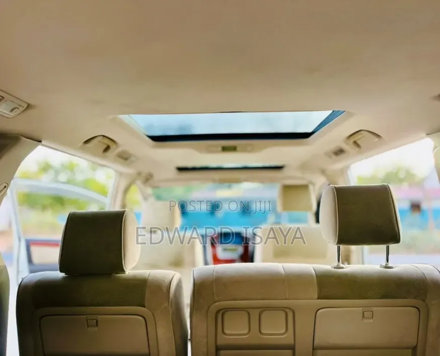 Toyota Alphard 2005 Pearl