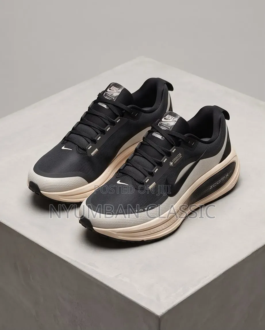 Sports Nike Sneakers Vomero 18