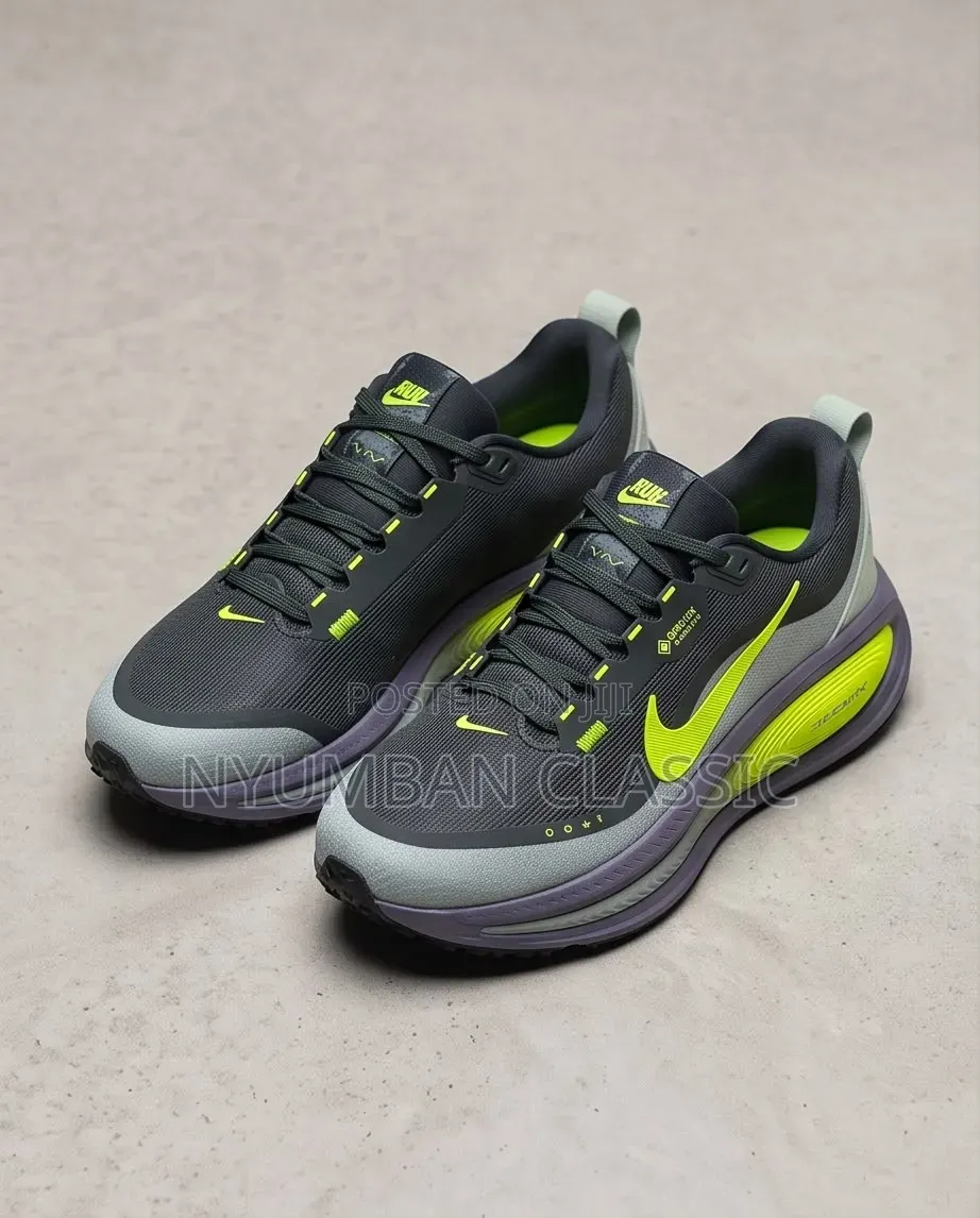 Sports Nike Sneakers Vomero 18