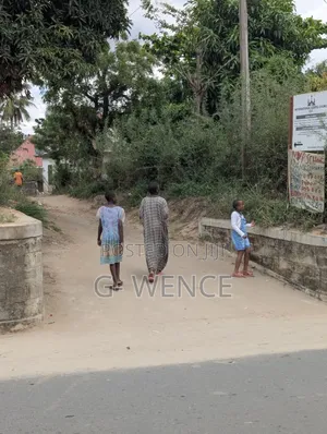 3bdrm House in Ulongoni A, Kinyerezi for sale