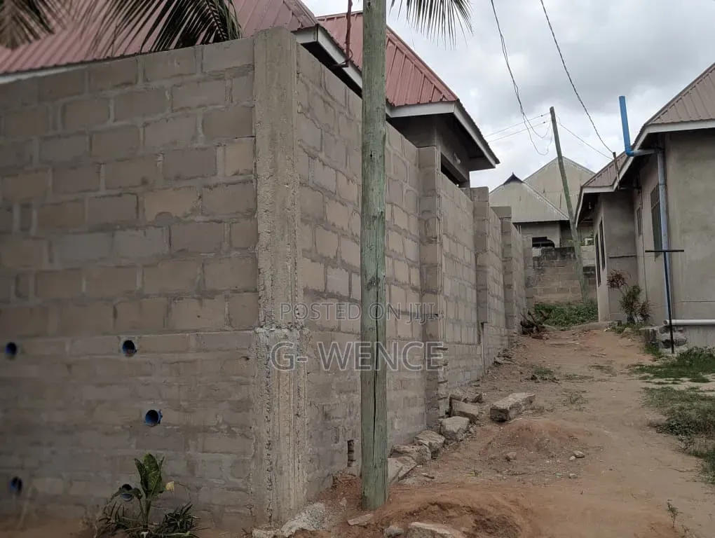 3bdrm House in Ulongoni A, Kinyerezi for sale