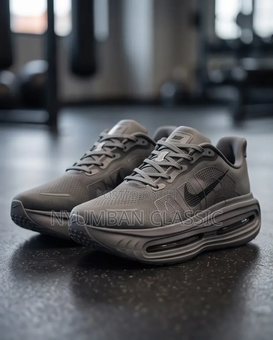 Sports Running Nike Vomero Premium