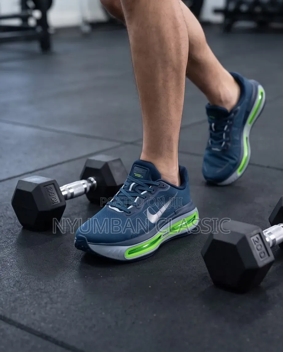 Sports Running Nike Vomero Premium