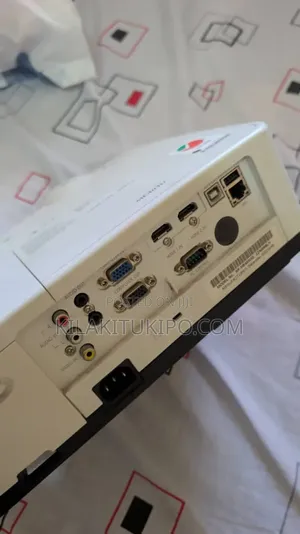 Nec Projector 4k,4000-Lumens