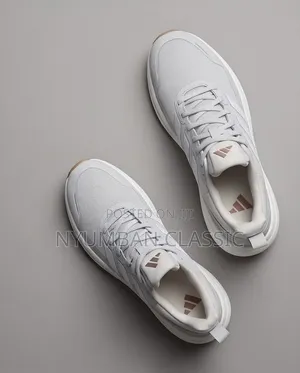 Running Adidas Supernova