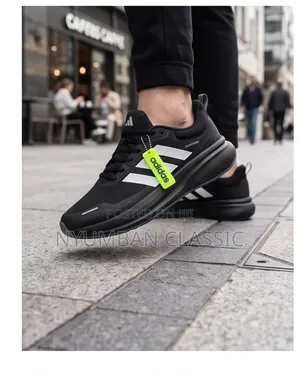 Running Adidas Supernova