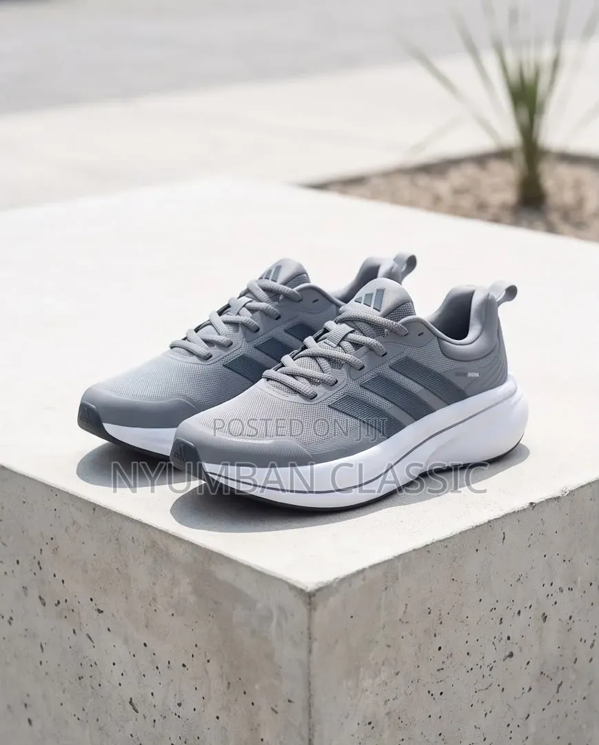 Running Adidas Supernova